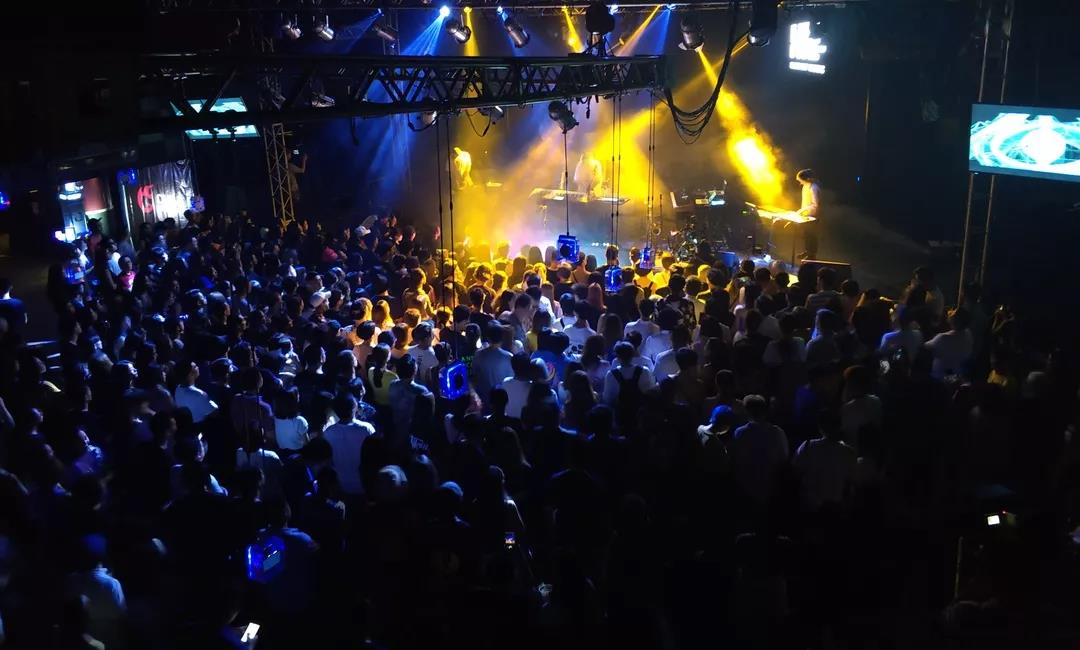 年轻就要Fun！888集团居家在这个夏天酷炫开Show