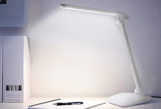 床头台灯的摆放有什么讲究？怎么放比较好