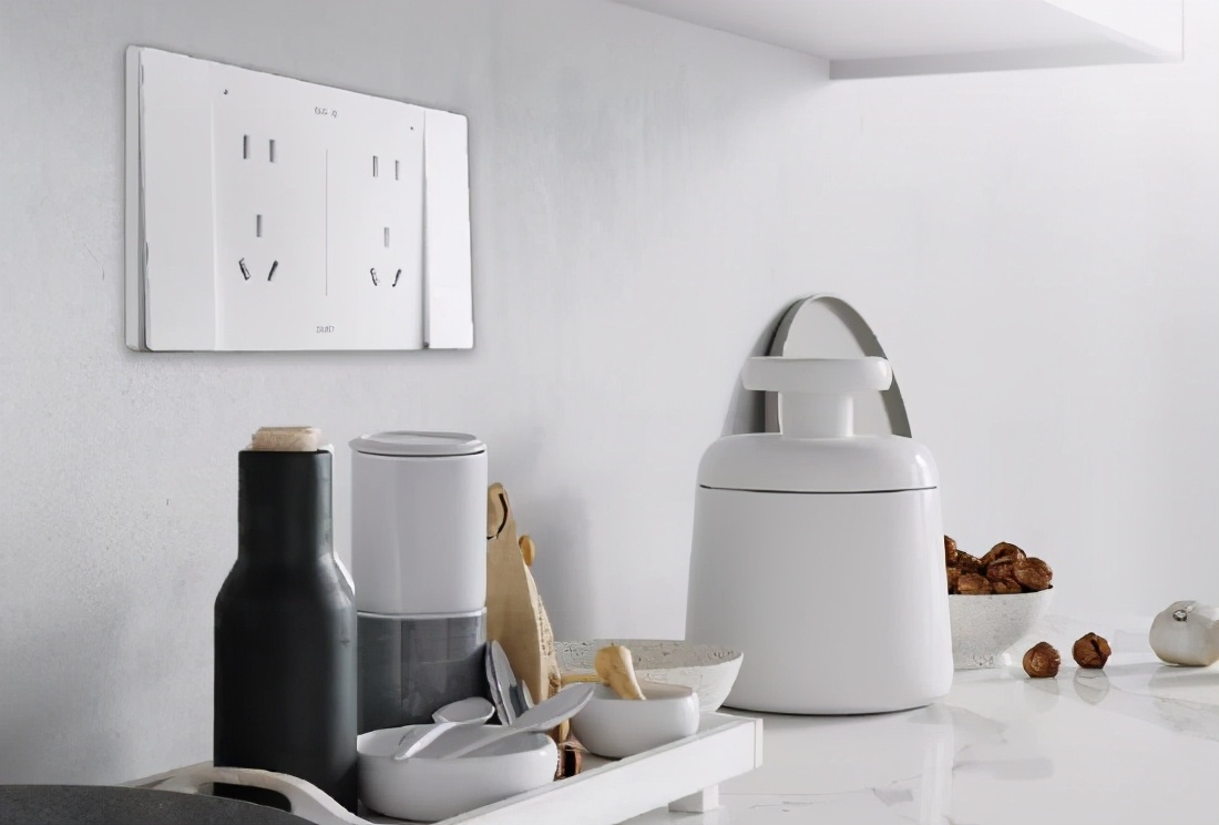 888集团防油污插座4