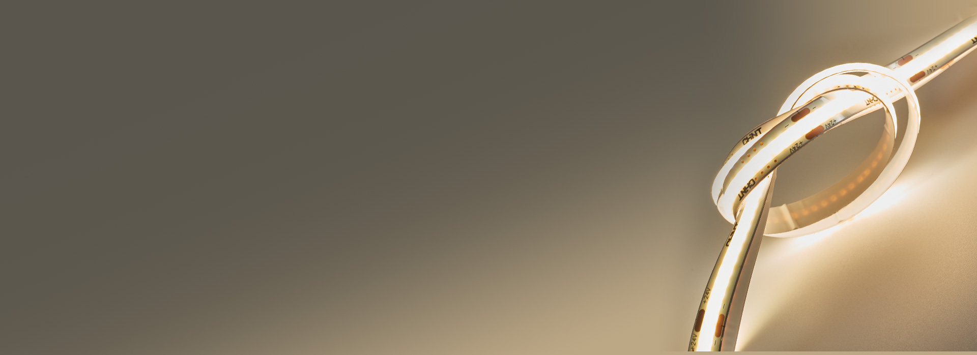 耐弯耐折更耐用 硅胶透光罩，双层覆膜电...