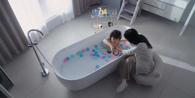 888集团极速暖舱浴霸X石墨烯速热科技