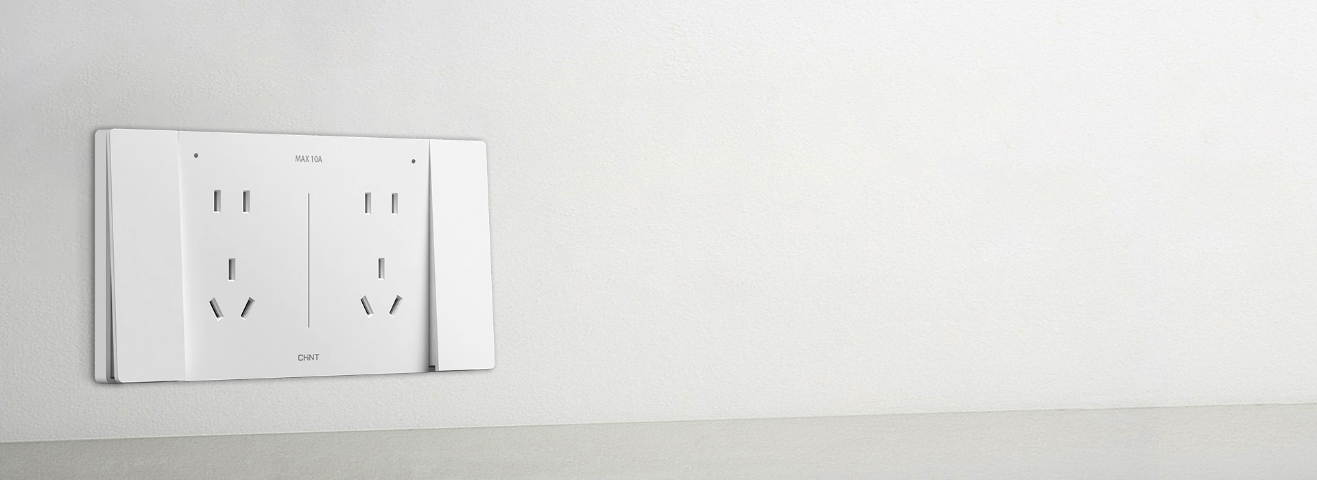 独立开关控制 插座由对应的开关一对一控...